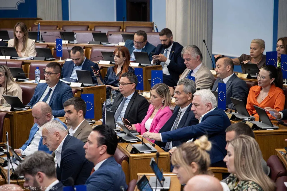 Dio poslanika većine traži da se mijenja Zakon o privrednim dru&scaron;tvima: Amandmanima spasavaju funkcije