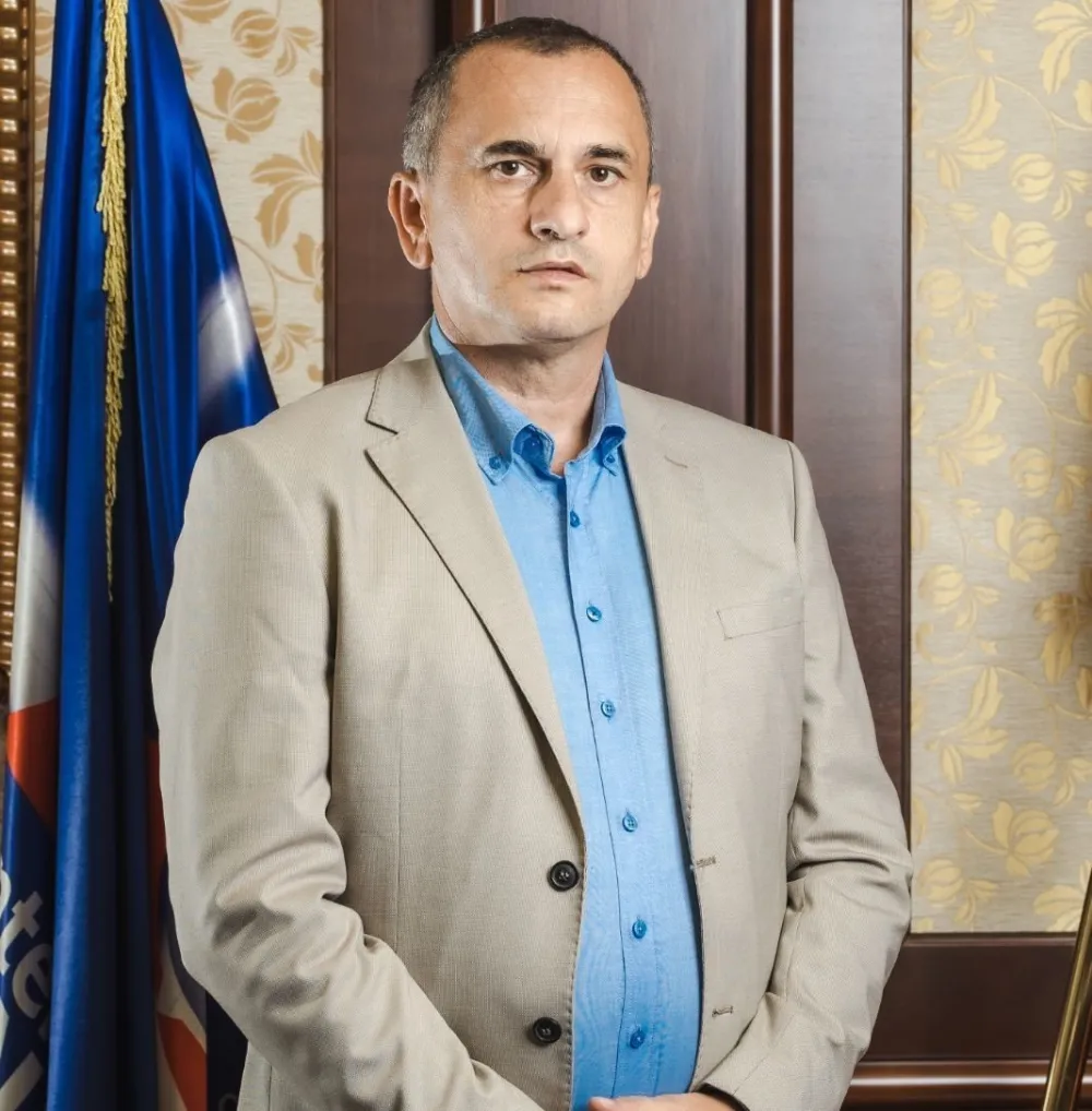Vlada jo&scaron; nije razrije&scaron;ila rukovodioca Montenegro Bonusa: Miljan Ivanović direktor dva preduzeća
