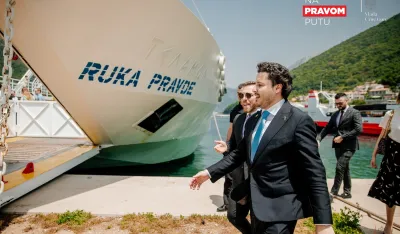 Abazović: Trajekt donosi vi&scaron;e novca nego EPCG