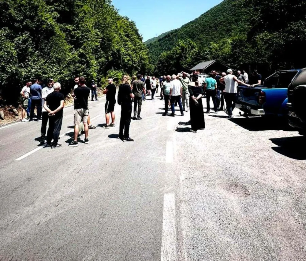 Protest zbog imovine u zahvatu NP &bdquo;Biogradska Gora&ldquo;, saobraćaj će biti zatvoren na putu Mojkovac&ndash;Kola&scaron;in