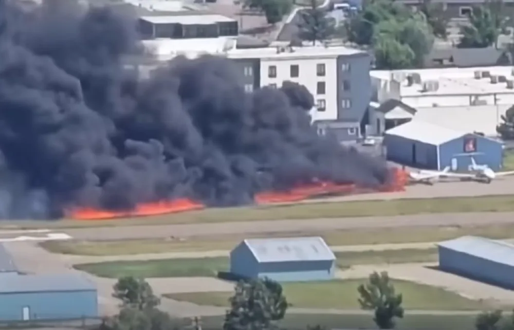 Karambol na aerodromu u Montani, mali avion udario u vi&scaron;e letjelica
