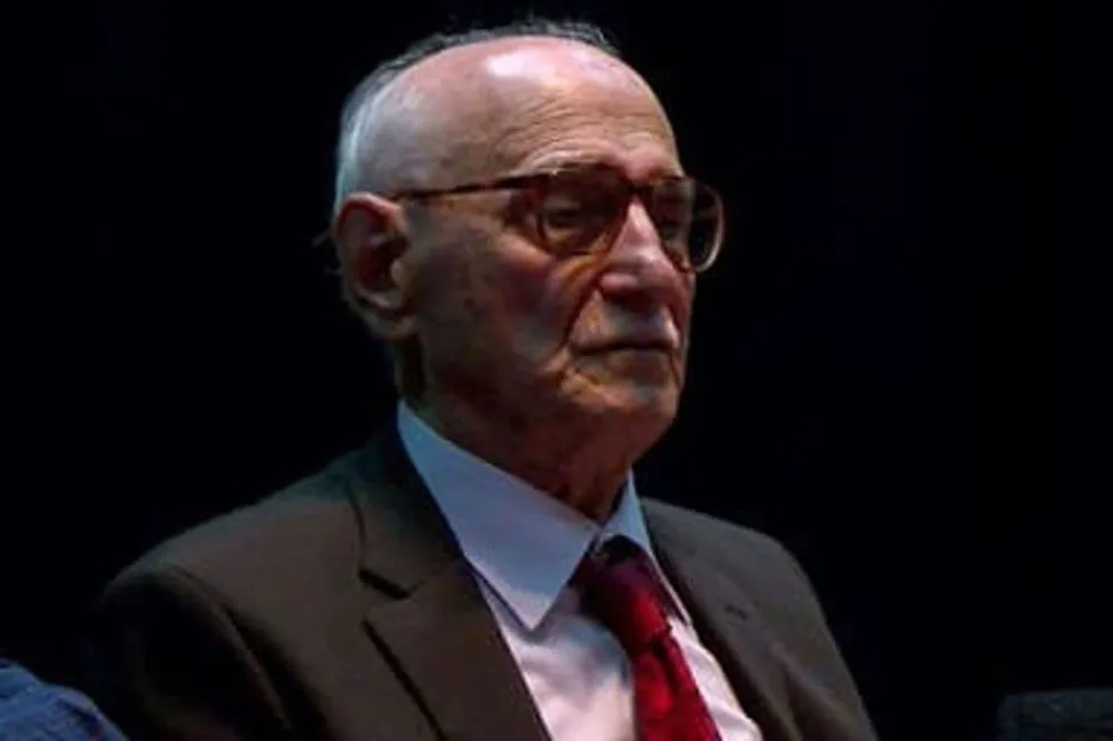Sreten Perović