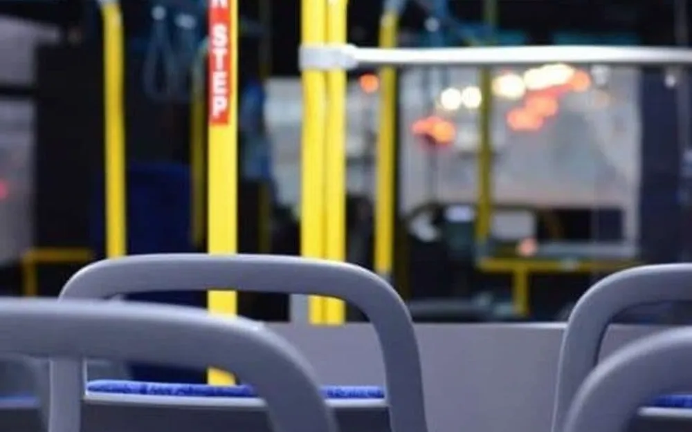 Krivična prijava zbog kamenovanja autobusa na Koniku