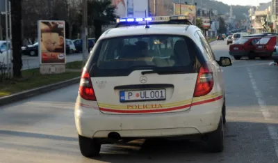 Evidentirano 25 saobraćajnih nezgoda, povrijeđeno osam osoba