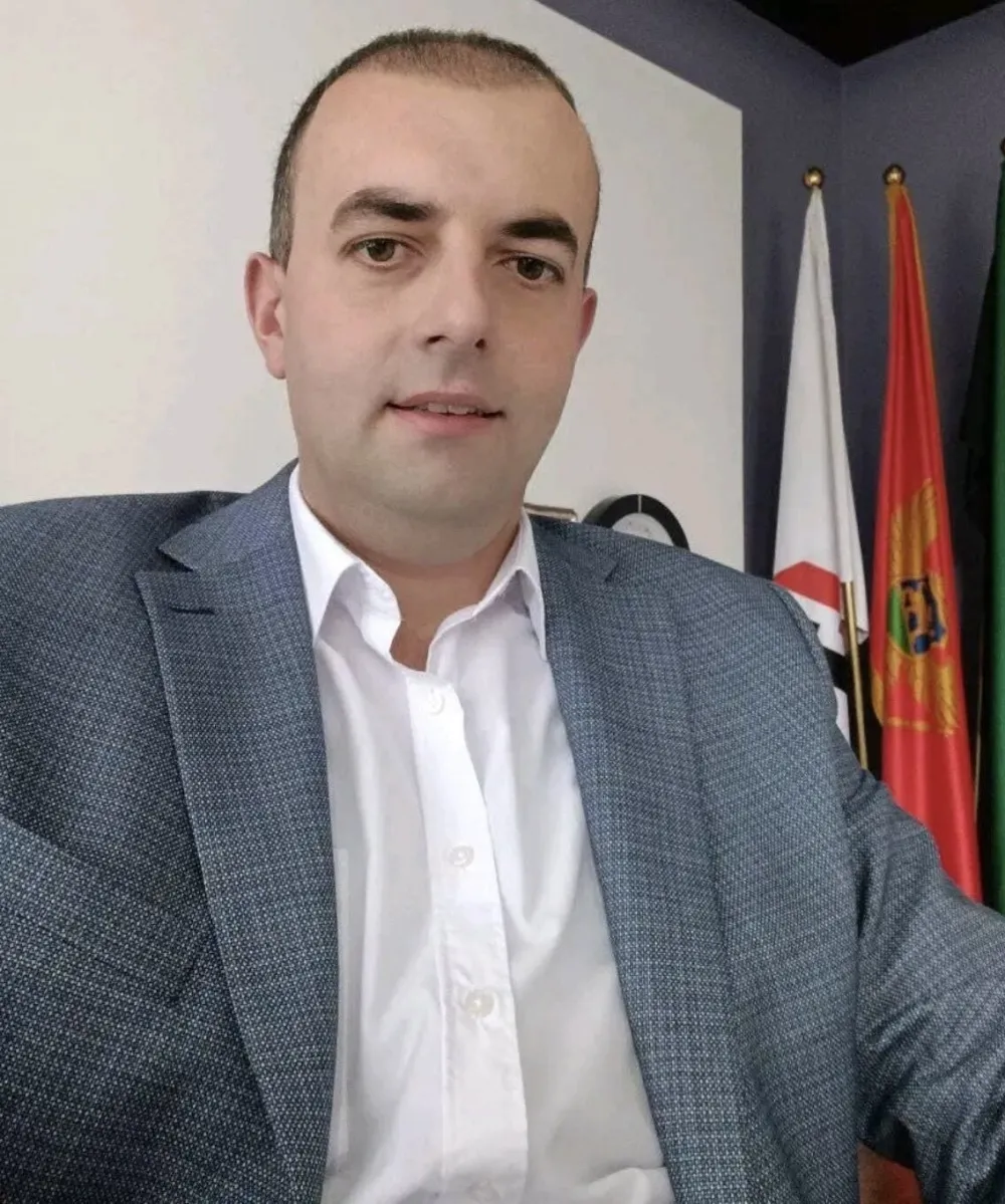 Ostojić: Podr&scaron;ka &Scaron;ćekiću &ndash; za politiku odgovornosti i principijelnosti