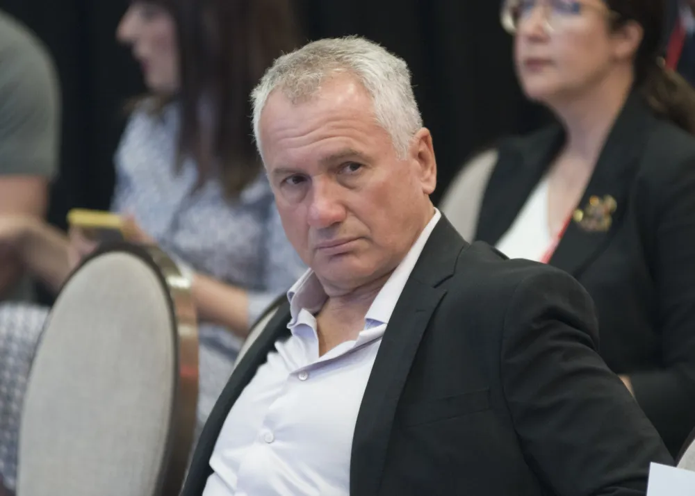 Rakčević: Radim po zakonu, a da li tako rade i vlasnici "Rivijere"?