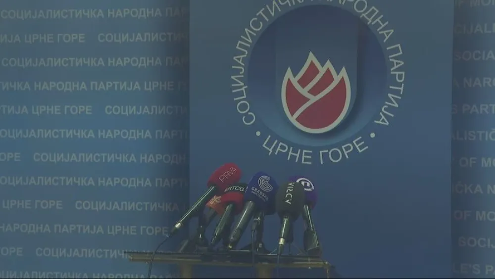 Račić: Ne pristajem da budem broj i dekor Jokovićevih manipulacija