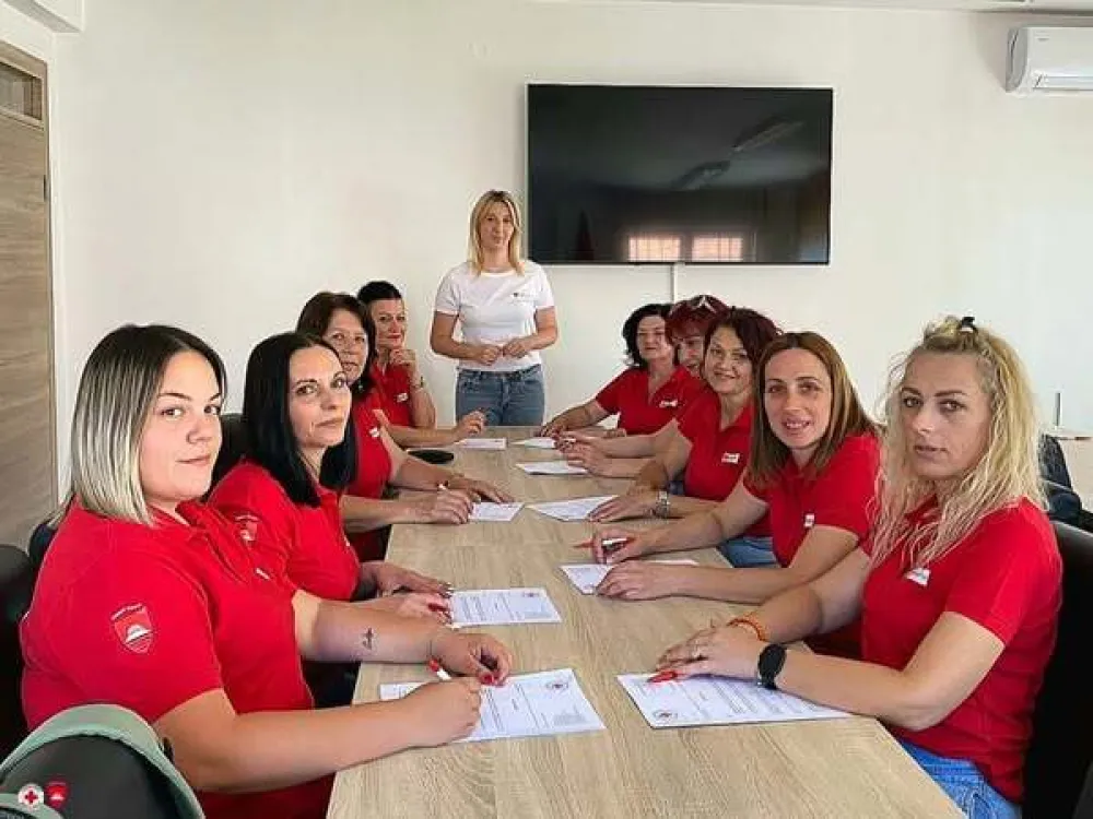 Usluga pomoći i podr&scaron;ke za preko 300 starijih u Bijelom Polju
