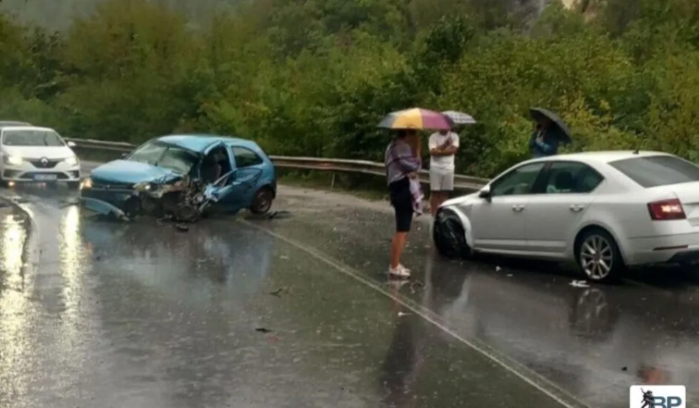Dvije osobe povrijeđene u udesu kod Dobrakova, vozač kamiona uhap&scaron;en