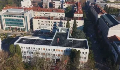 Solarna elekrtrana na krovu skup&scaron;tine