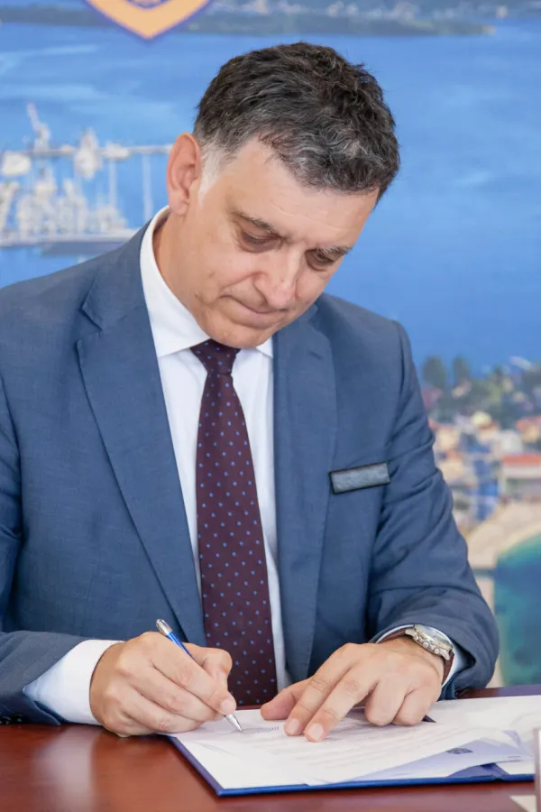 Željko Komnenović