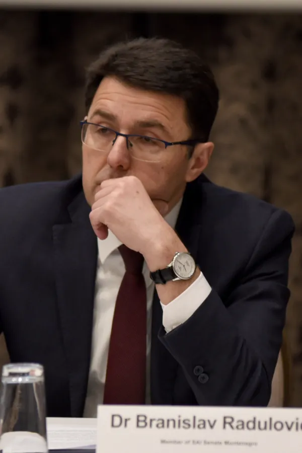 Godi&scaron;nje zapo&scaron;ljavali preko 1.000 lica u javnoj upravi