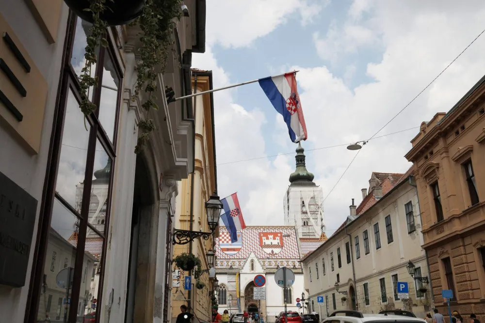 Mu&scaron;karac se napio u Zagrebu, pao sa balkona i poginuo