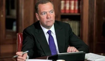 Medvedev poručio Zapadu: Ako nam trajno zaplijenite imovinu, gonićemo vas do kraja vijeka