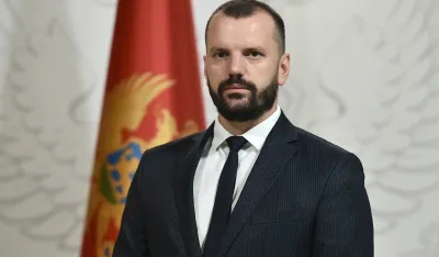 Butorović: Duplirane zarade i rekordna nezaposlenost &ndash; Crna Gora pet godina kasnije