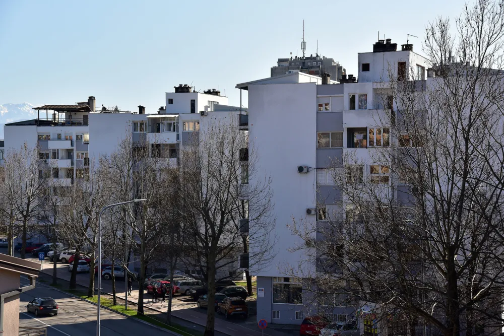 Firme koje upravljaju zgradama predložile značajno poskupljenje: Održavanje ulaza umjesto 20 da bude 40 centi