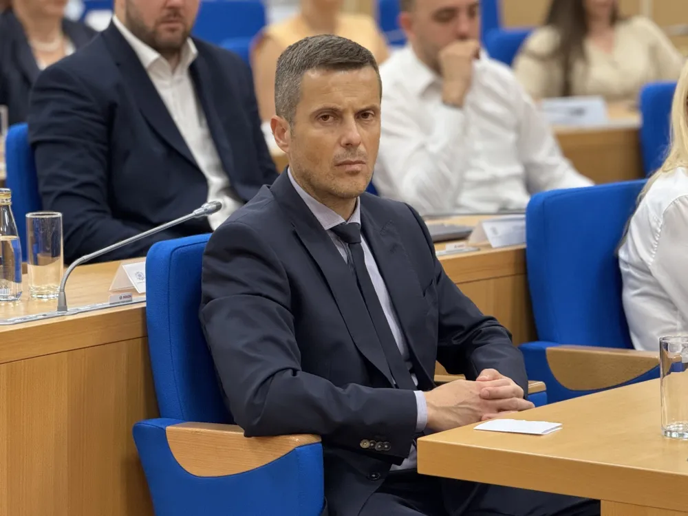 Sa&scaron;a Mujović, Skup&scaron;tina Glavnog Grada