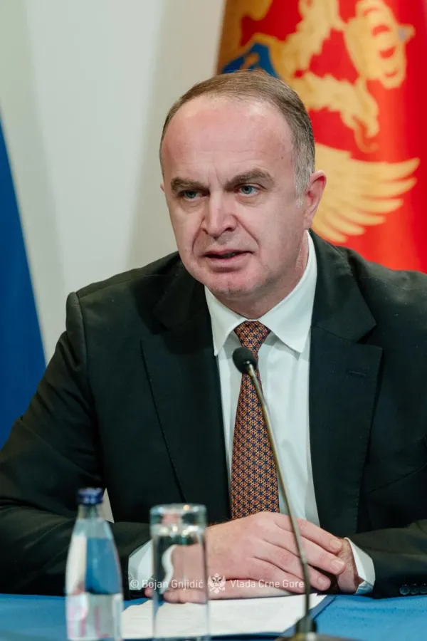 Kontolno saslu&scaron;anje Đeljo&scaron;aja o inflaciji i njenim efektima na životni standard građana