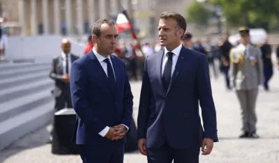 Lekorni pričao sa Makronom, ne želi ponovno imenovanje