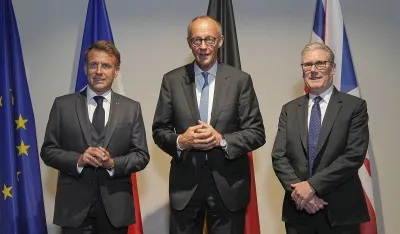 Starmer, Makron i Merc saglasni da se vrijednost zamrznute ruske imovine koristi za podr&scaron;ku Ukrajini
