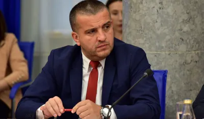 Striković: Motivi poslanika PES-a providni i opasni