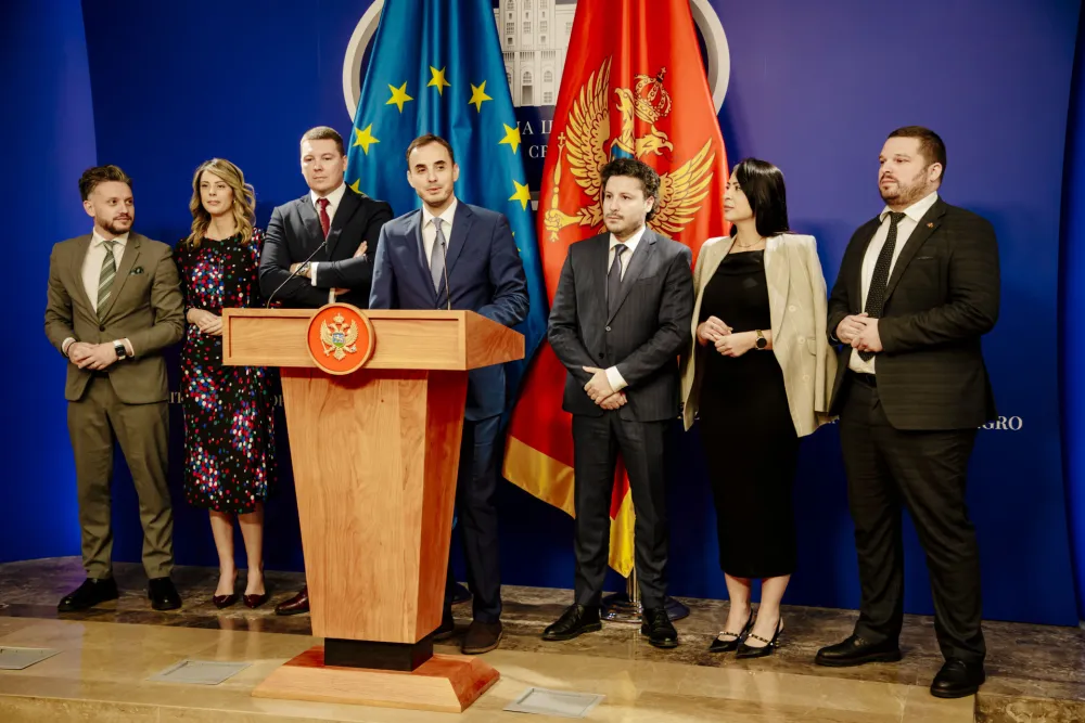 URA: Sudije Ustavnog suda birati na bazi principa i konsultacija, a ne trgovinom foteljama