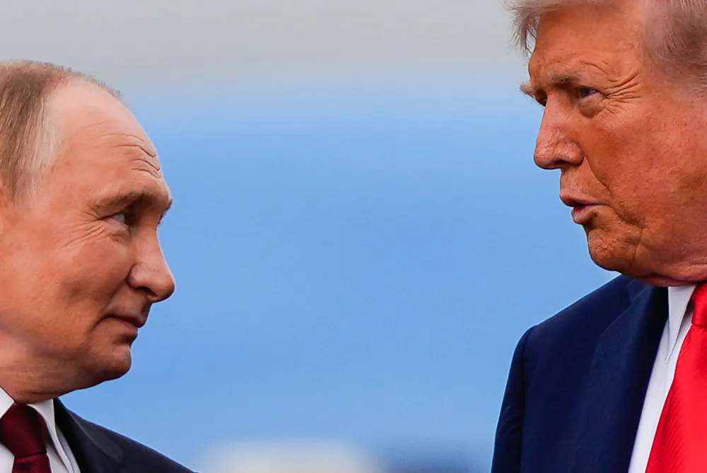 Ukrajina i evropski lideri zabrinuto očekuju samit Trampa i Putina