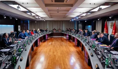 Vlada odustala od planova da Razvojna banka obavlja platni promet i prima depozite