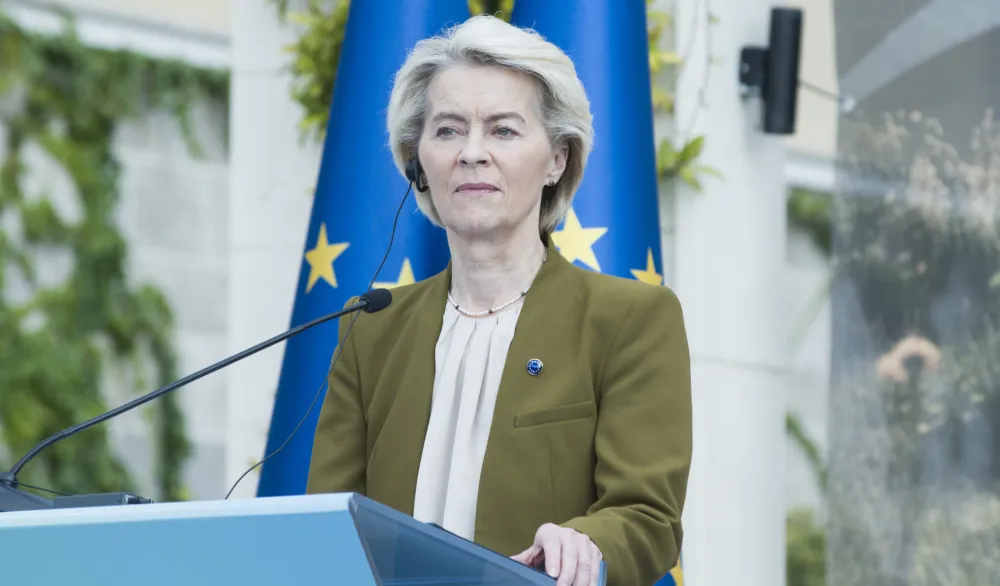 Sud Belgije odbacio krivičnu tužbu protiv Fon der Lajen u slučaju kovid vakcina