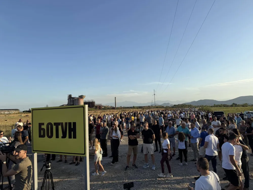 Ni&scaron;ta nije grđe od Radunovićeve ideje da iseli Botun