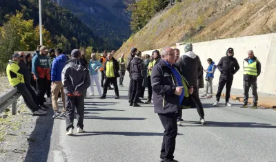 Radnici Ski centra Kola&scaron;in 1600 prekinuli proteste: Bez pomoći države nema zimske sezone