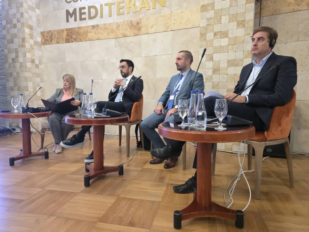 KOnferencija o vodama u Bečićima