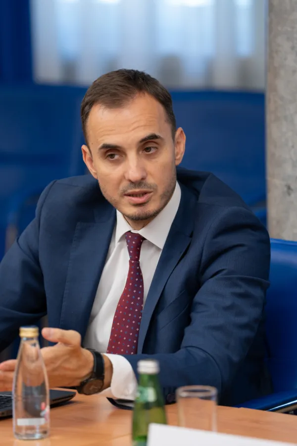 Konatar Spajiću: &Scaron;ta ste uradili da bi spriječili rast cijena u Crnoj Gori