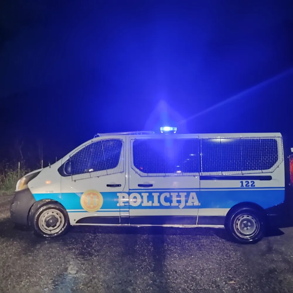 Privedeno 11 osoba,&nbsp;sa fantomkama i bakljom planirali da dođu na protest ispred Vlade