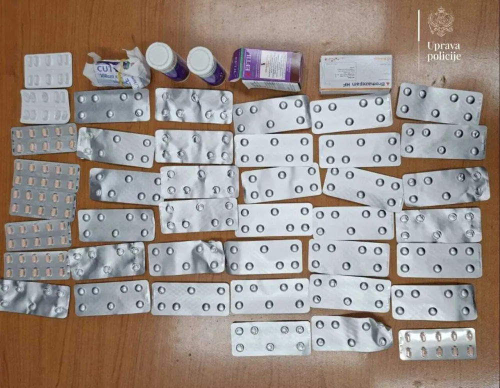 U Podgorici i Beranama zaplijenjeno vi&scaron;e od pola kilograma amfetamina i vi&scaron;e od 440 tableta sa liste opijata