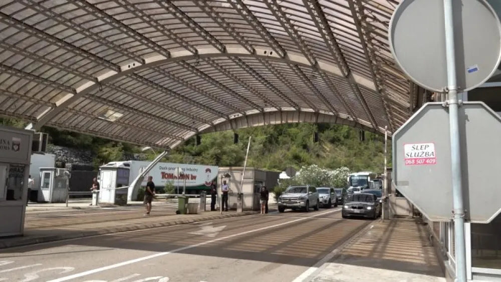 Na Debelom Brijegu uhap&scaron;en državljanin Albanije zbog lažne saobraćajne isprave