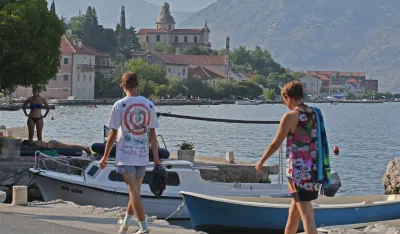 Monstat: U septembru 313,39 hiljada turista