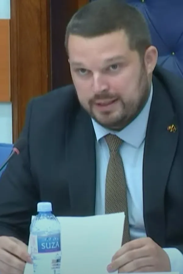 Mikić:&nbsp;Ako se partije ne dogovore oko otvorenih lista, da se pitaju građani