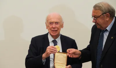 Preminuo Džejms Votson, američki dobitnik Nobelove nagrade, pionir DNK