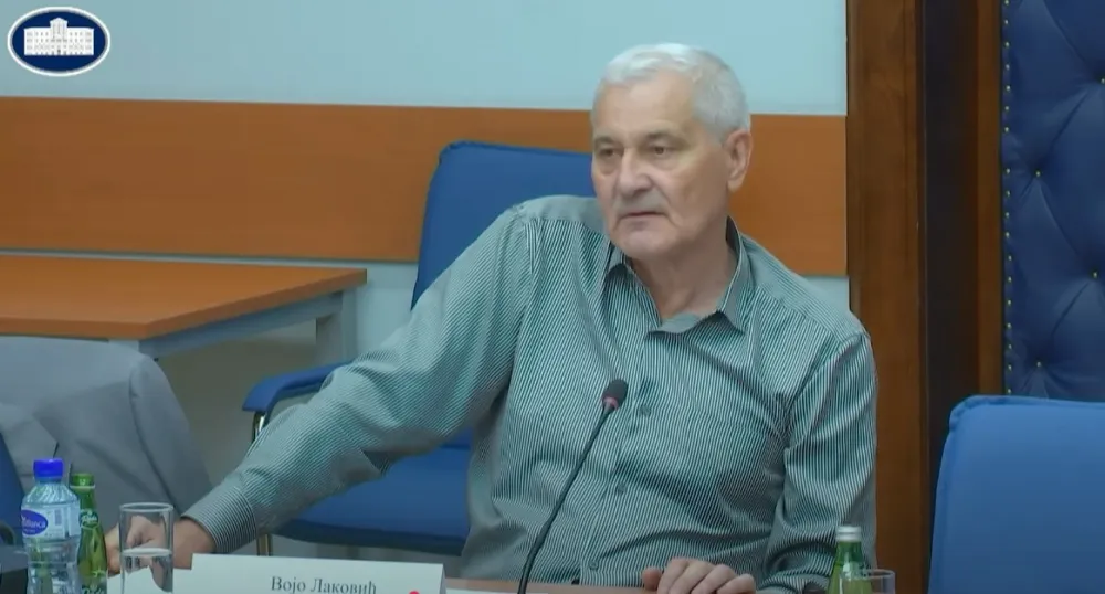 Otvoreno pitanje Lakovića VDT-u: &Scaron;ta ste konkretno preduzeli u vezi slučaja &ldquo;Crnih trojki&rdquo;?