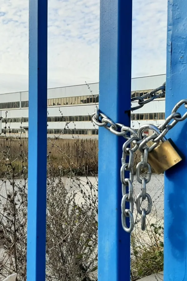 Računi blokirani zbog 1,56 milijardi duga