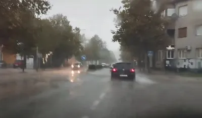 Na snazi je crveni meteoalarm: Olujni vjetar, ki&scaron;a i grmljavina, do 21 stepen