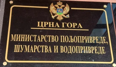 Kasni obrada zahtjeva za finansijsku podr&scaron;ku biv&scaron;im zaposlenima u drvnoj industriji