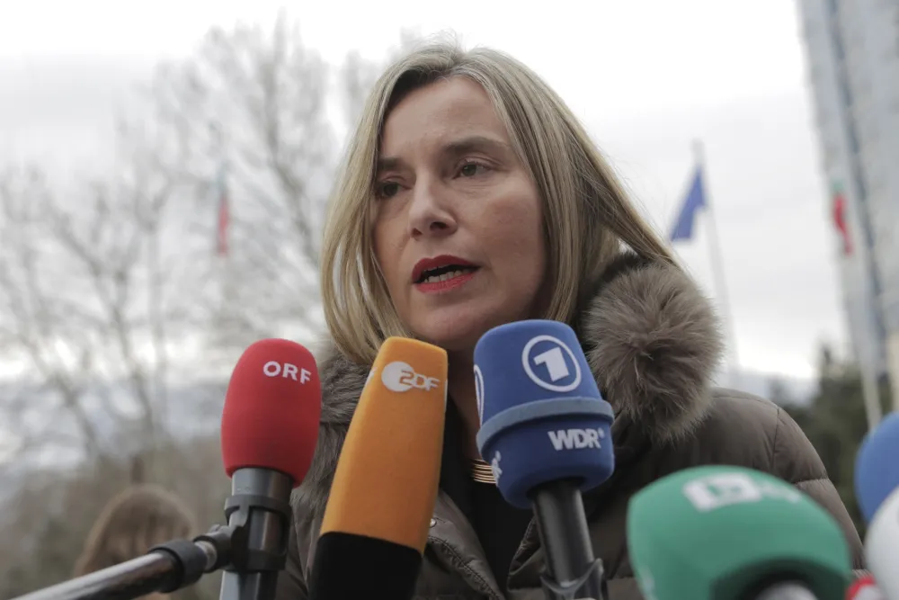 Mogerini podnijela ostavku