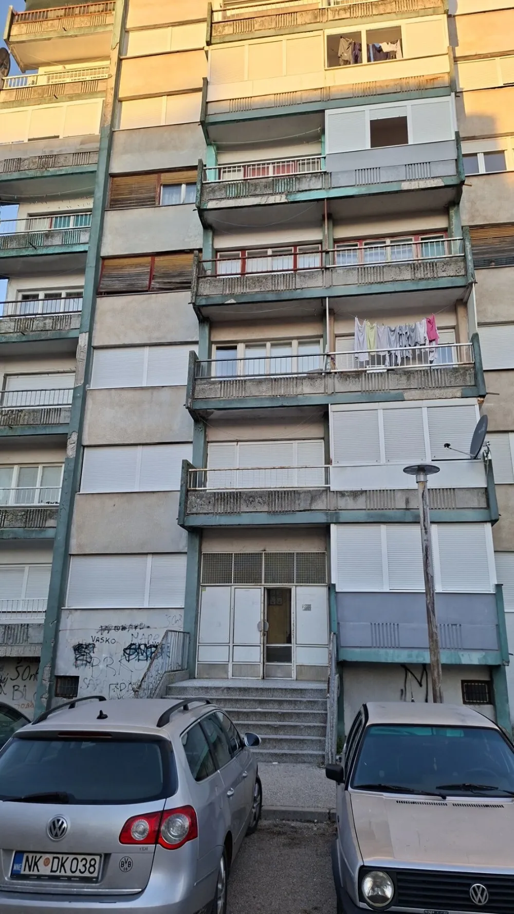 Zločin u centru Nik&scaron;iću izvr&scaron;en na svirep način, osumnjičeni otkriven u kratkom roku