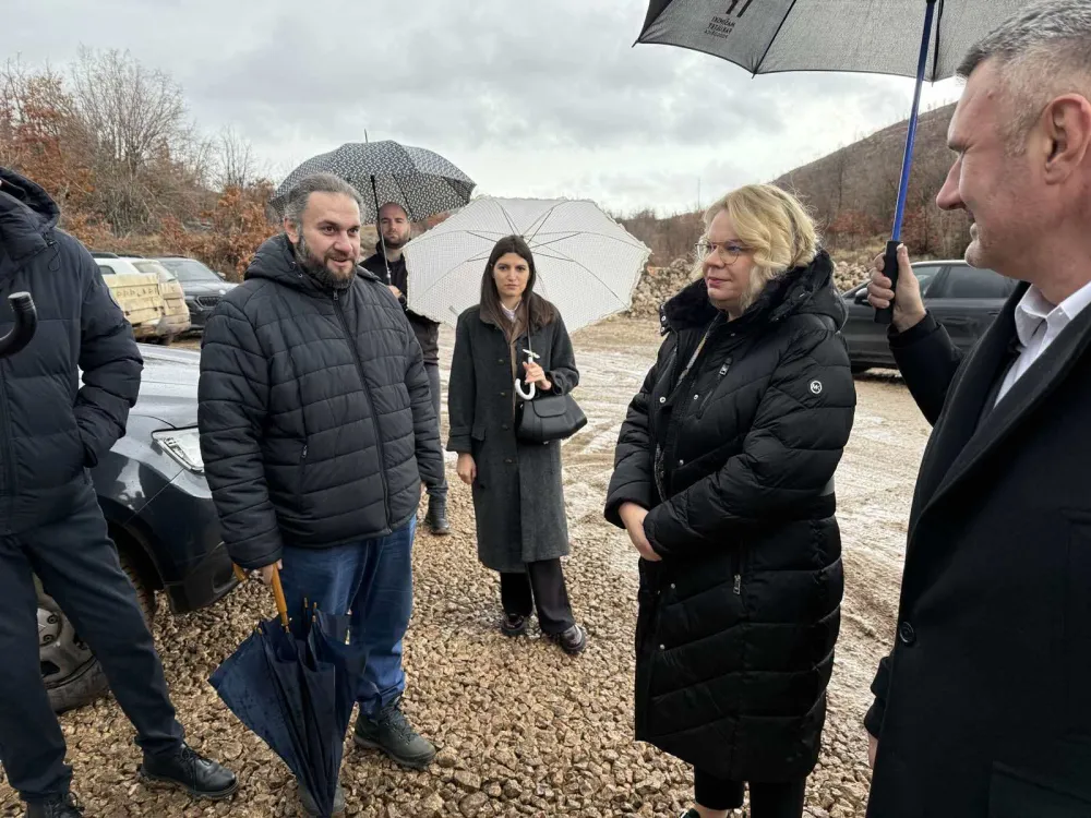 Vukićević i Vuksanović na terenu