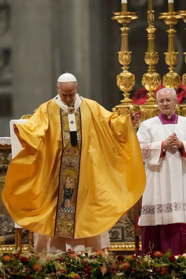 (FOTO) Papa Lav služio svoju prvu božićnu misu