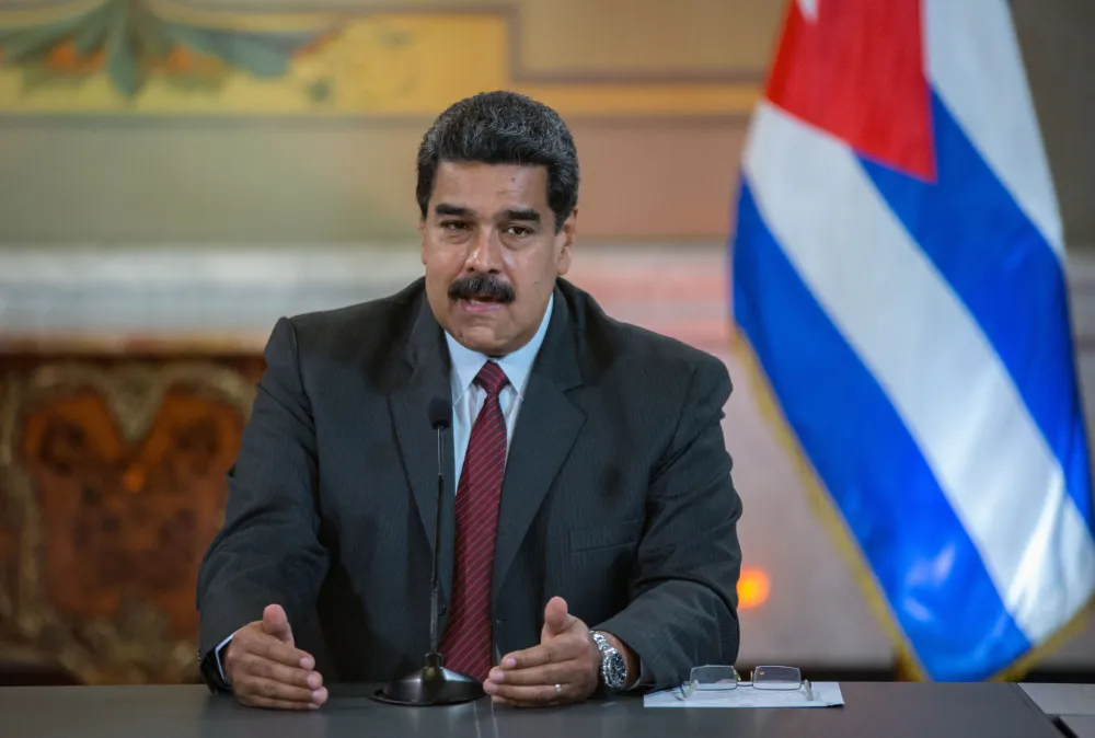 Maduro u pritvorskom centru u Bruklinu; Vrhovni sud Venecuele naložio da Delsi Rodriges preuzme dužnost predsjednika