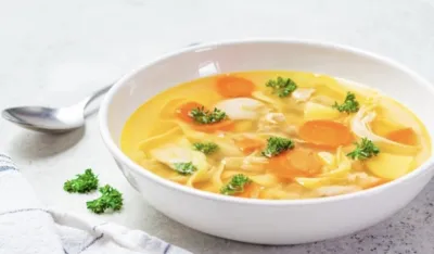 Da li pileća supa zaista pomaže kod prehlade?