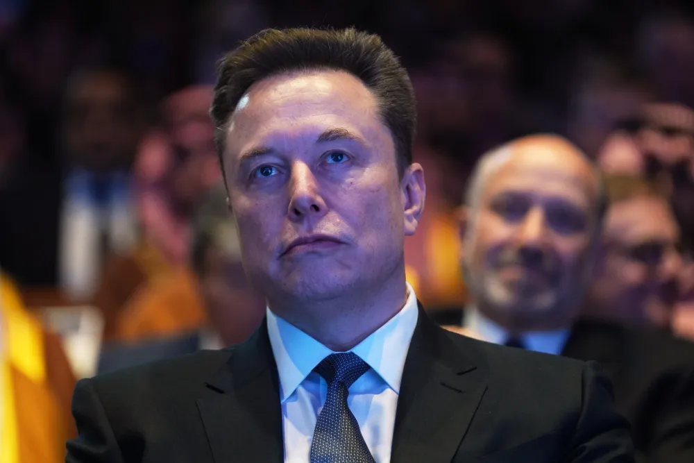 Ilon Mask ponudio besplatan internet Iranu
